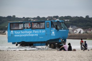 Bilbåtferge på Jersey